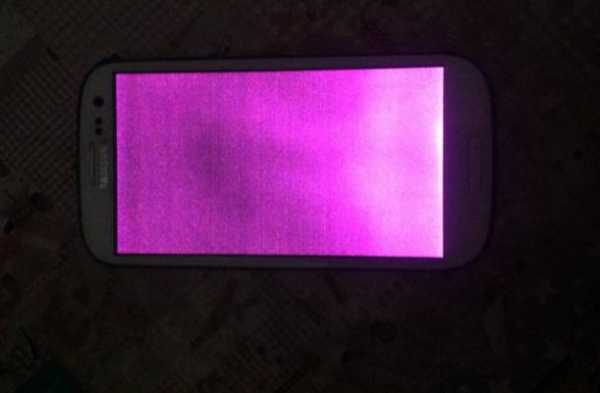 手机屏幕上一大块油（手机屏幕一大块紫色是啥原因）