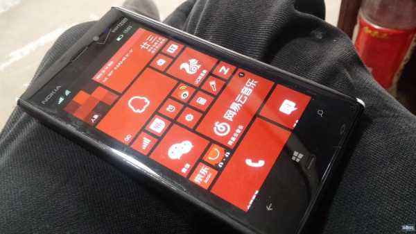Lumia928屏幕闪（诺基亚手机屏幕一闪一闪的）